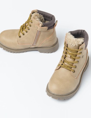 Ghete Cool Club, bej