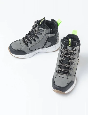 Ghete Cool Club, gri Gri