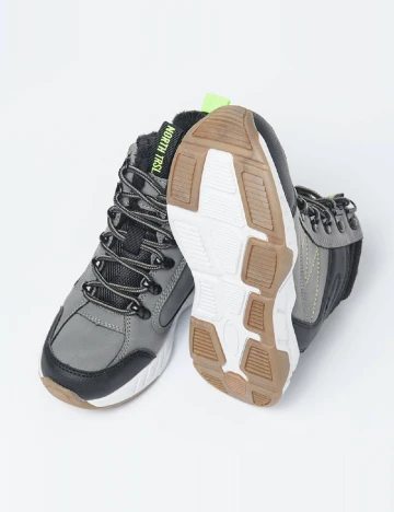 Ghete Cool Club, gri Gri