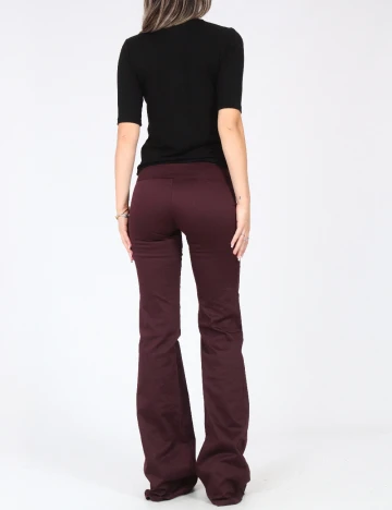 Pantaloni Bershka, pruna Mov