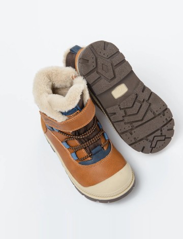 Ghete Cool Club, maro