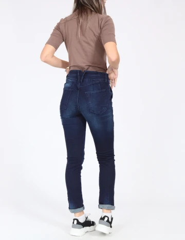 Blugi Bershka, bleumarin Albastru