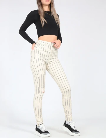 Blugi Bershka, ecru Alb