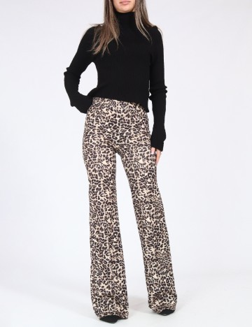 
						Pantaloni Zara, animal print