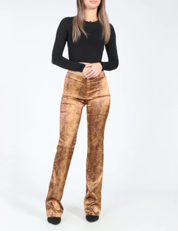 Pantaloni Bershka, imprimeu sarpe Maro