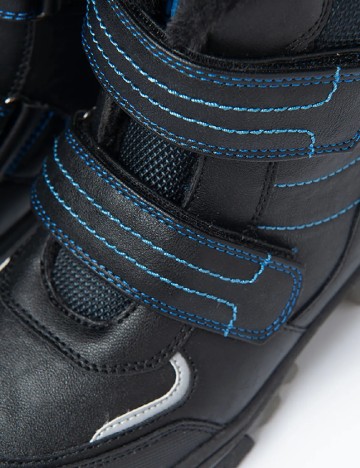 Ghete Cool Club, negru