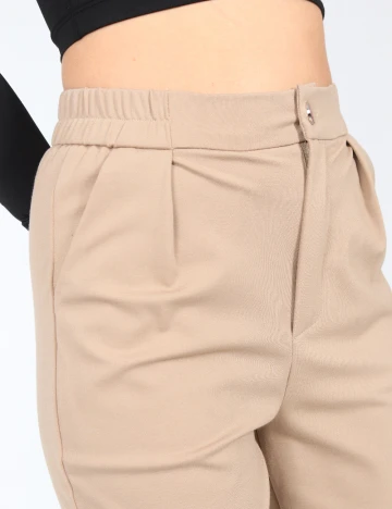 Pantaloni SHEIN, bej Crem