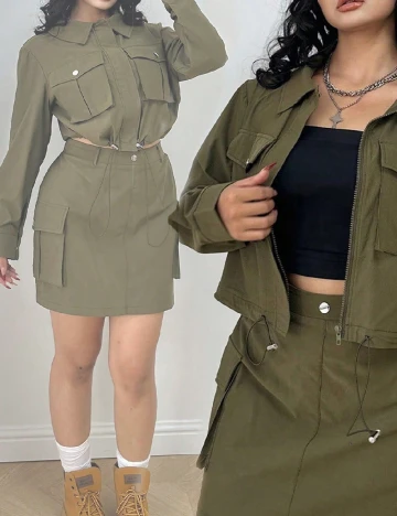 Compleu SHEIN CURVE, kaki Verde