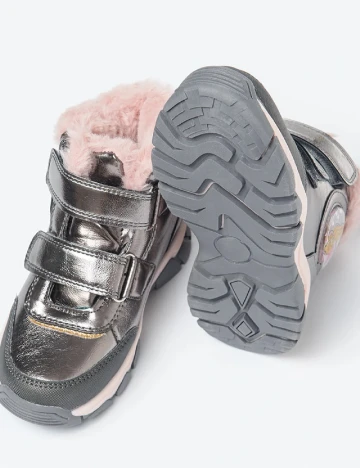 Ghete Disney, gri Gri