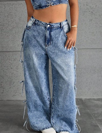 
						Blugi SHEIN CURVE, albastru