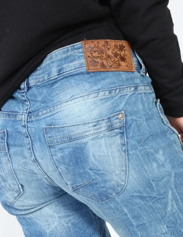 Blugi Bershka, albastru deschis Albastru