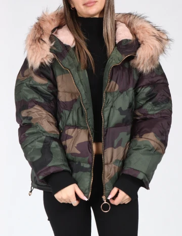 Geaca Pull&Bear, army Verde