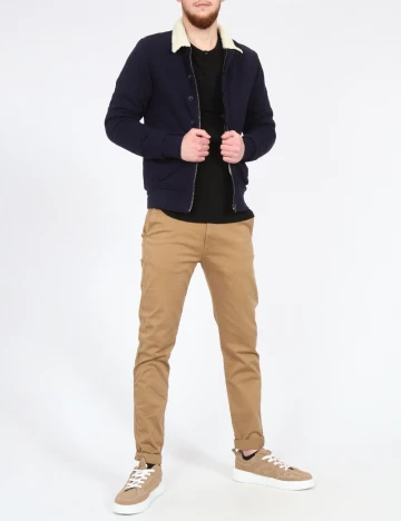 Jacheta Bershka, bleumarin Albastru