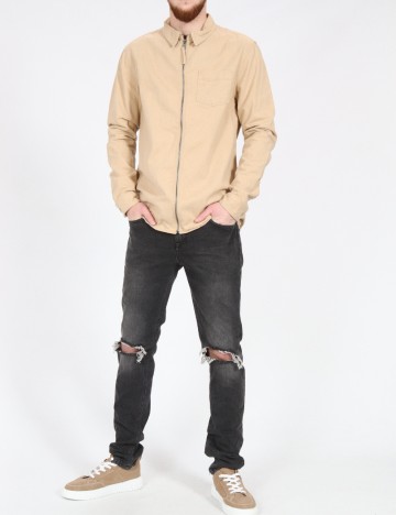 Jacheta Bershka, bej