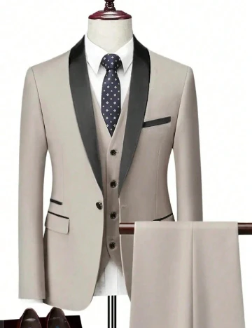 Costum SHEIN, bej Crem