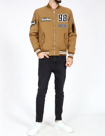 Jacheta Bershka, maro Maro