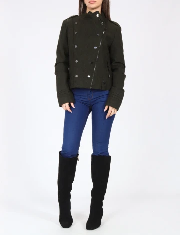 Jacheta Bershka, verde Verde