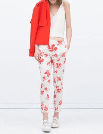 
						Pantaloni Zara, floral