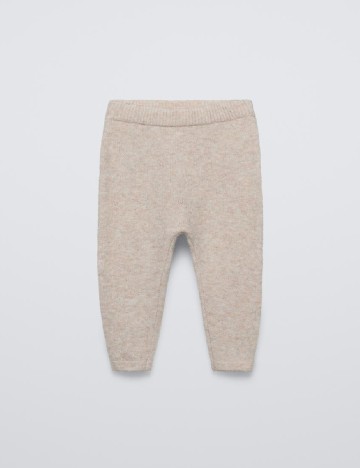 
						Pantaloni Zara, crem
