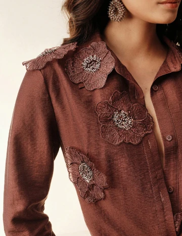 Camasa Anewsta, maro Maro