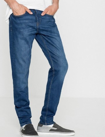 
						Blugi Pull&Bear, albastru