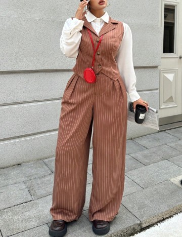 
						Compleu SHEIN CURVE, maro/alb