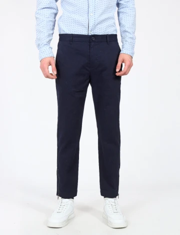 Pantaloni Bershka, bleumarin Albastru