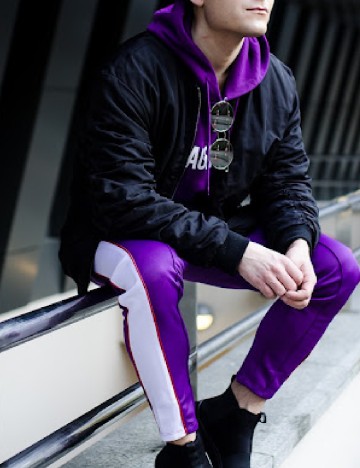 
						Jacheta Bershka, negru