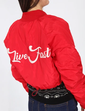 Jacheta Bershka, rosu Rosu