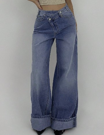 
						Blugi Dazy, albastru