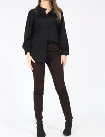 
						Pantaloni Zara, maro