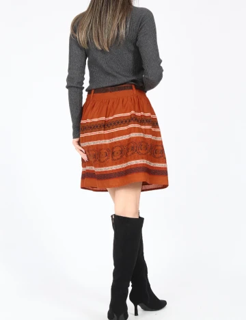 Fusta Zara, maro Maro