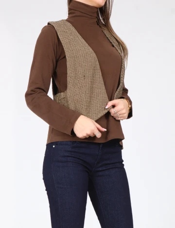 Vesta Zara, maro Maro