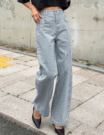 Blugi Dazy, albastru deschis Albastru