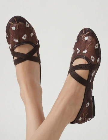 Balerini SHEIN, maro Maro