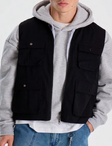 Vesta Musero, negru Negru