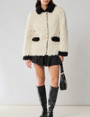 Jacheta SHEIN, crem Crem