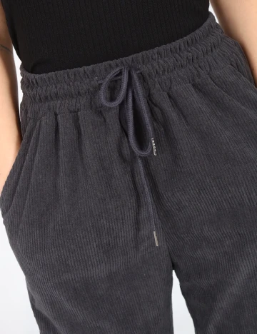 Pantaloni SHEIN, gri Gri