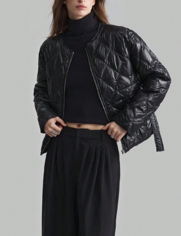 
						Jacheta SHEIN, negru