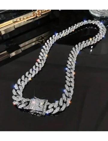 Colier SHEIN, argintiu Gri