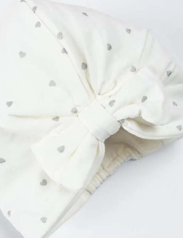 Caciula Cool Club, alb