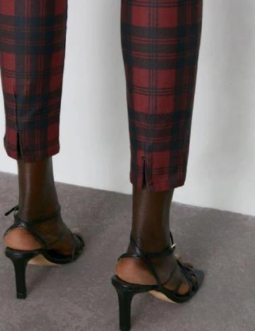 Pantaloni Zara, negru/rosu Rosu