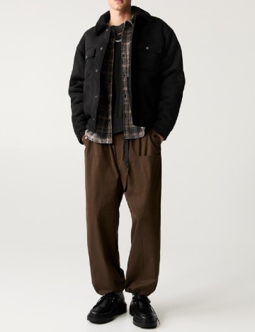 
						Jacheta Pull&Bear, negru