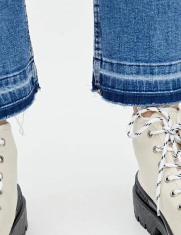 Blugi Pull&Bear, albastru Albastru