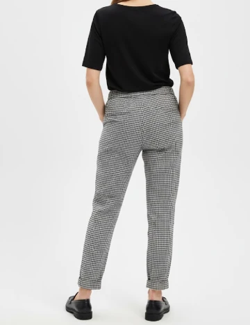Pantaloni Pull&Bear, alb/negru Alb