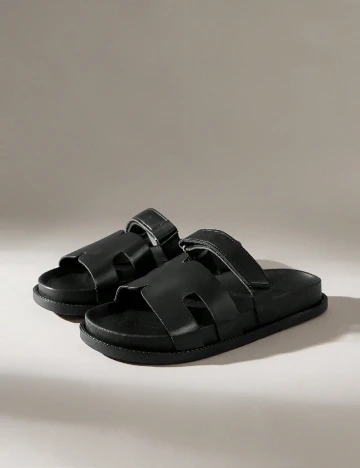 Slapi SHEIN, negru Negru