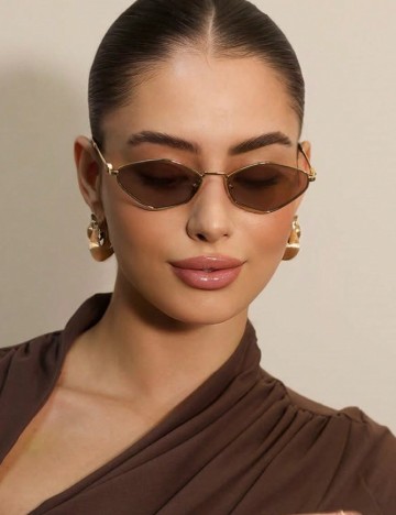 
						Ochelari de soare SHEIN, maro