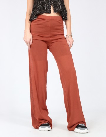 
						Pantaloni Zara, maro