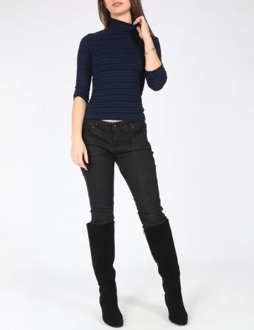 Bluza Bershka, bleumarin/negru Albastru