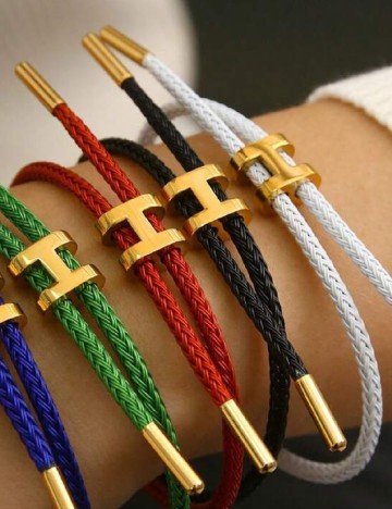 
						Bratara SHEIN, negru